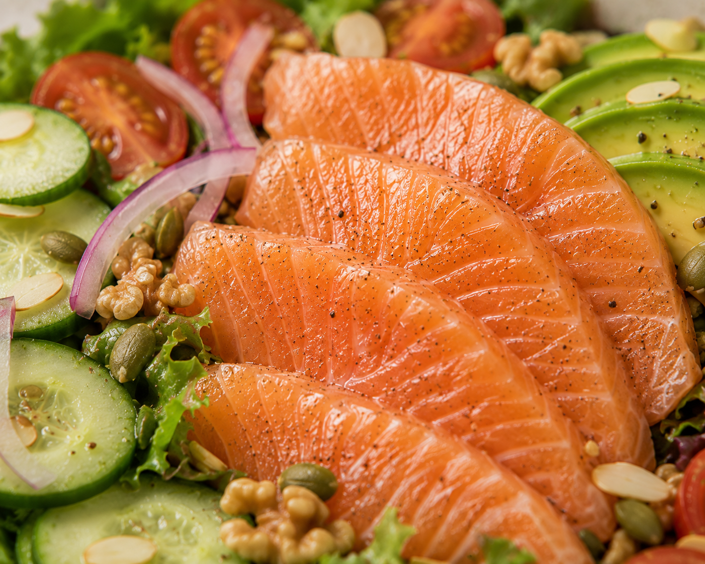 Salad bơ cá hồi: Salad 15 phút 48g protein. · gallery 1